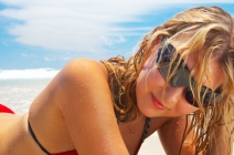 Letnie fryzury, czyli plażowa stylizacja włosów