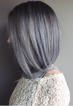 Grey ombre na wygładzonych włosach
